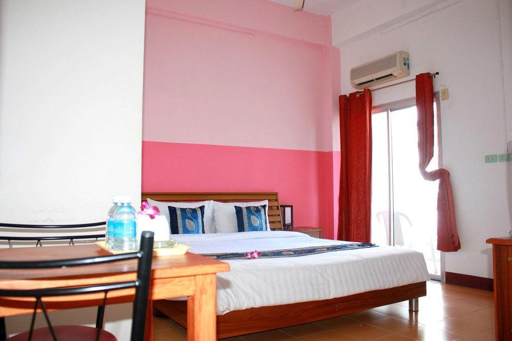 Sea U Honey Hotel Patong Exterior photo