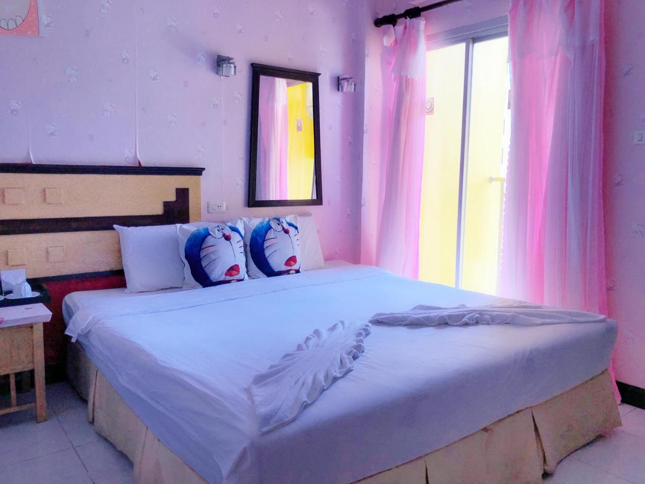 Sea U Honey Hotel Patong Exterior photo