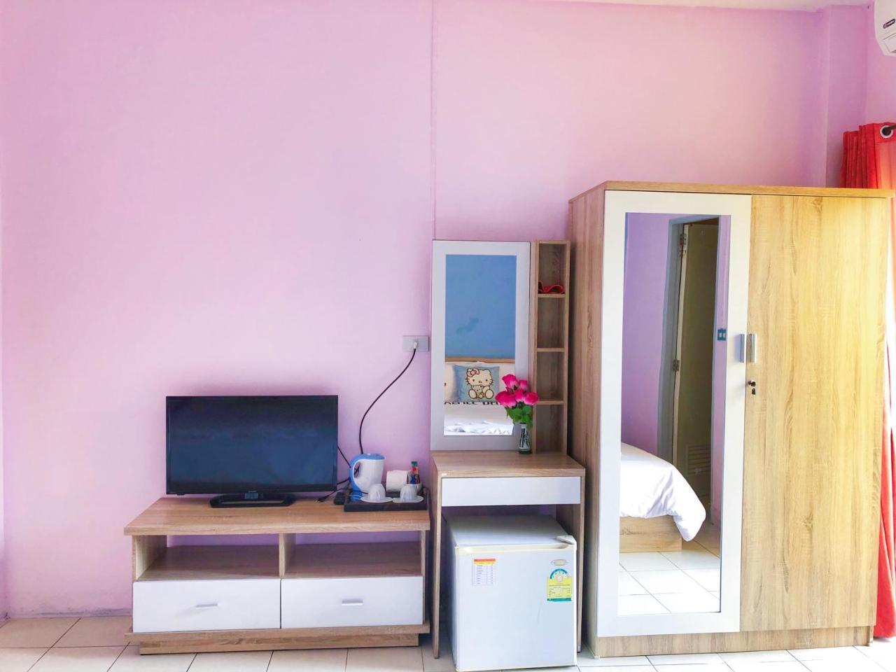 Sea U Honey Hotel Patong Exterior photo